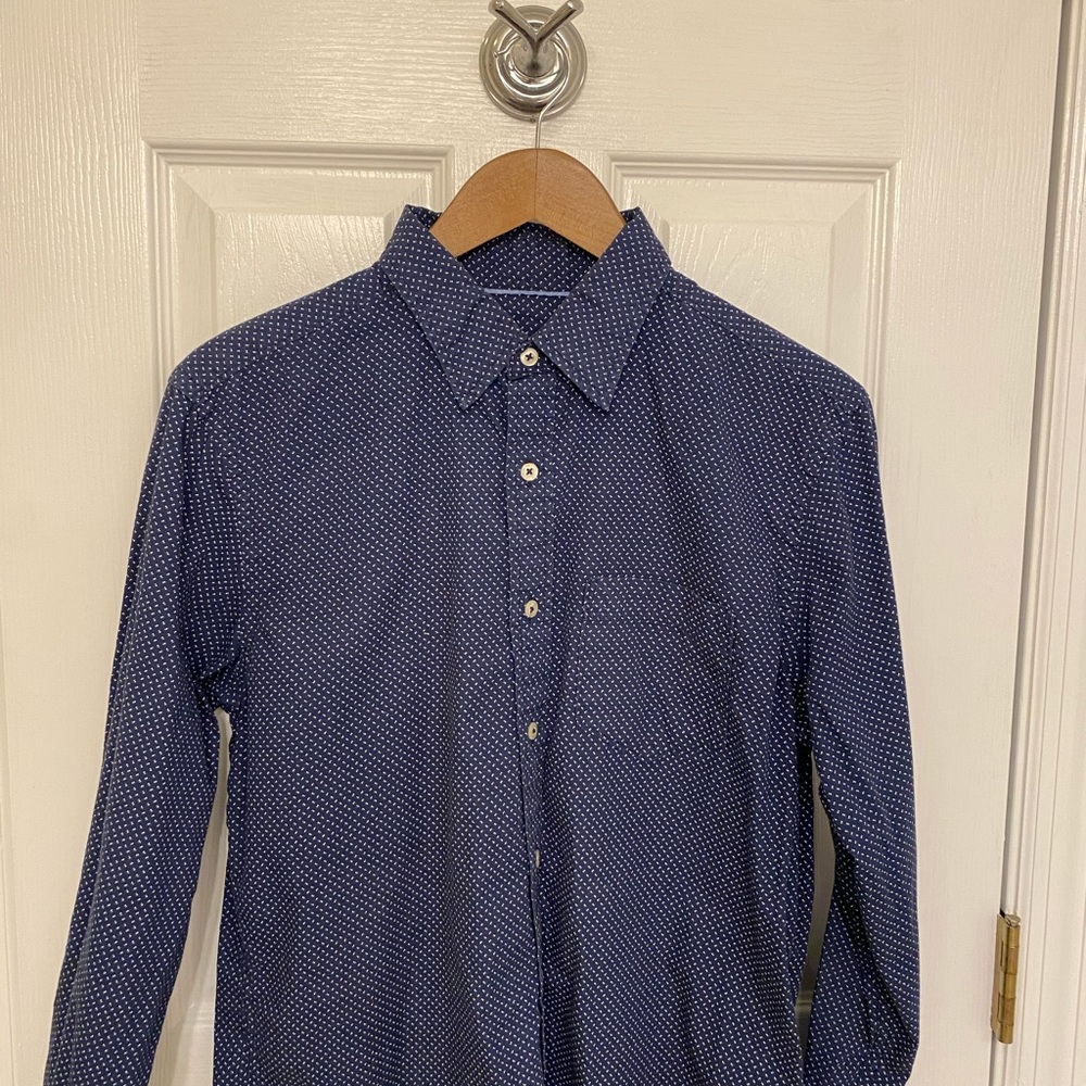 American Eagle Button Down